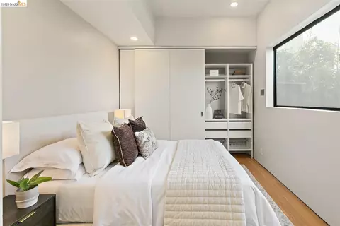 Bedroom - 1406 San Pablo Ave #A, Berkeley, CA 94702 photo 1 of 3