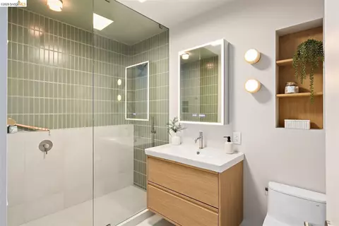 Bath - 1406 San Pablo Ave #A, Berkeley, CA 94702 photo 2 of 2