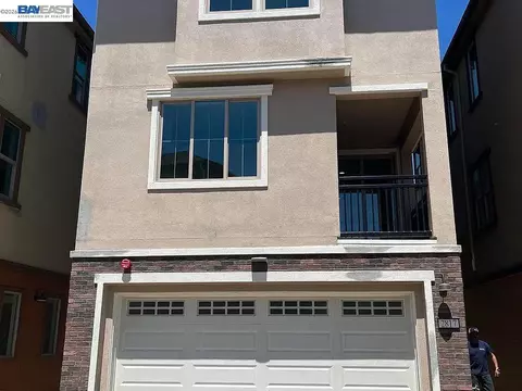 2817 Poipu Cmn, Livermore, CA 94550