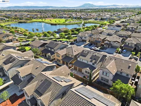 View/Area - 182 Willowrun Way, Oakley, CA 94561 photo 14 of 21