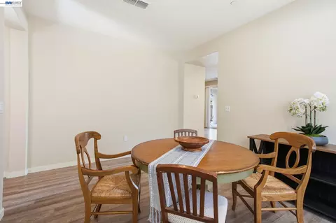 Dining - 182 Willowrun Way, Oakley, CA 94561 photo 1 of 2