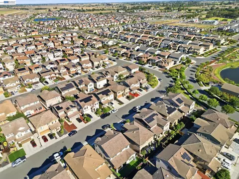 View/Area - 182 Willowrun Way, Oakley, CA 94561 photo 19 of 21