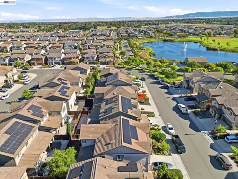 View/Area - 182 Willowrun Way, Oakley, CA 94561 photo 16 of 21
