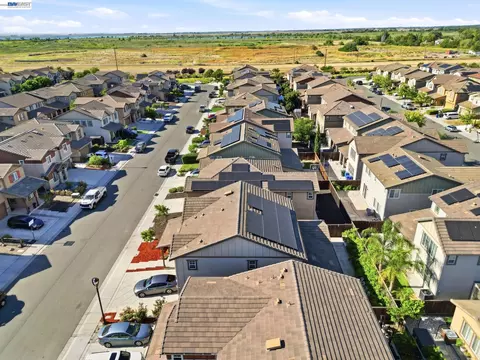 View/Area - 182 Willowrun Way, Oakley, CA 94561 photo 8 of 21