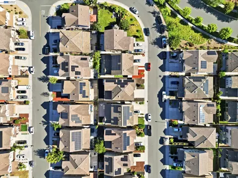 View/Area - 182 Willowrun Way, Oakley, CA 94561 photo 5 of 21