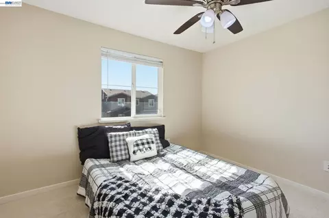 Bedroom - 182 Willowrun Way, Oakley, CA 94561 photo 5 of 11