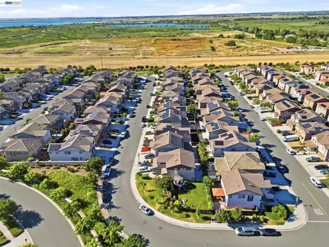 View/Area - 182 Willowrun Way, Oakley, CA 94561 photo 9 of 21