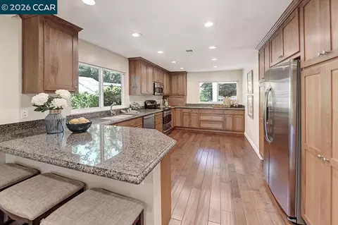 2055 Cactus Ct #6, Walnut Creek, CA 94595