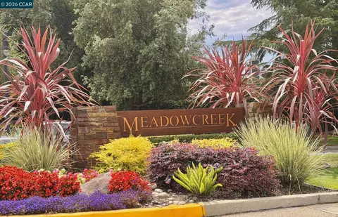 215 Bridgeside Cir, Danville, CA 94506