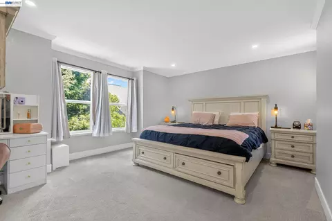 Bedroom - 9111 Piccadilly Cir, Windsor, CA 95492 photo 3 of 4
