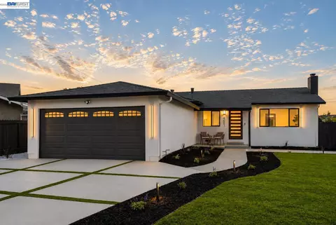 4683 De Silva St, Fremont, CA 94538