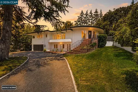 5828 Moraga Ave, Oakland, CA 94611
