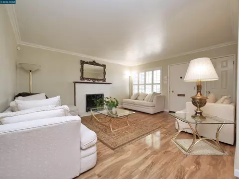 2979 Gilma Dr, Richmond, CA 94806