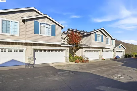 Exterior - 10856 Glengarry Ln, Dublin, CA 94568 photo 2 of 5