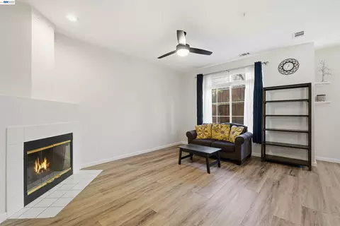 Living - 10856 Glengarry Ln, Dublin, CA 94568 photo 1 of 3