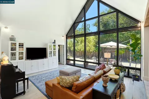 Living - 3196 Diablo View Rd, Lafayette, CA 94549 photo 1 of 4
