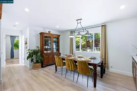 Dining - 3196 Diablo View Rd, Lafayette, CA 94549 photo 3 of 3