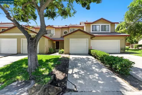 Exterior - 128 Peppermill Ln, Pittsburg, CA 94565 photo 2 of 11