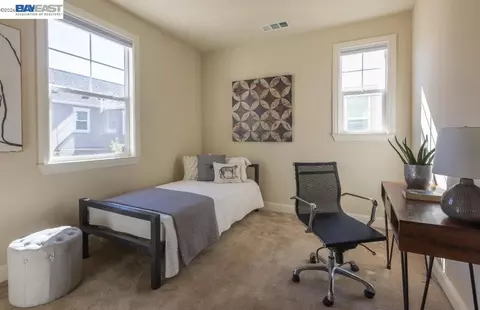Bedroom - 4456 Sunset View Dr, Dublin, CA 94568 photo 4 of 4