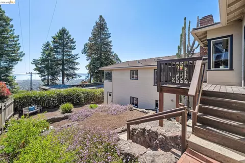Exterior - 98 Fairlawn Dr, Berkeley, CA 94708 photo 20 of 22