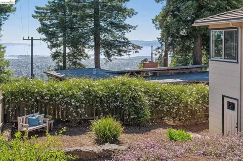 Exterior - 98 Fairlawn Dr, Berkeley, CA 94708 photo 15 of 22