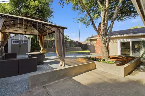 Exterior - 8023 Holanda Ln, Dublin, CA 94568 photo 3 of 3