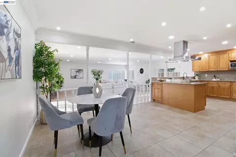 Dining - 8023 Holanda Ln, Dublin, CA 94568 photo 1 of 1