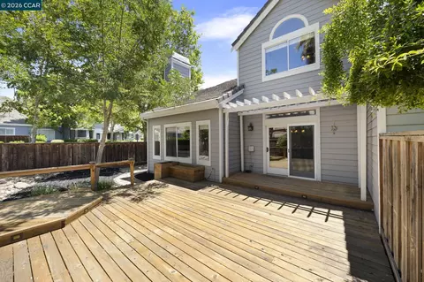 Exterior - 637 Julpun Loop, Clayton, CA 94517 photo 4 of 8