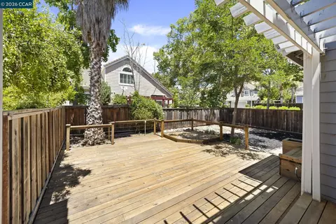 Exterior - 637 Julpun Loop, Clayton, CA 94517 photo 3 of 8