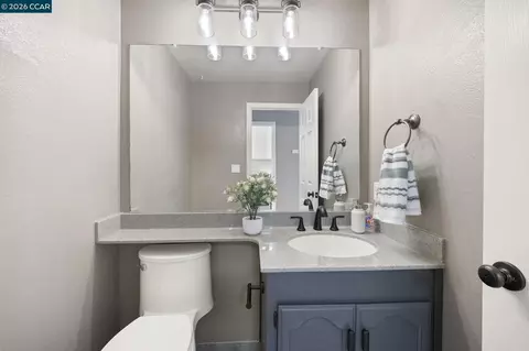 Bath - 637 Julpun Loop, Clayton, CA 94517 photo 1 of 7