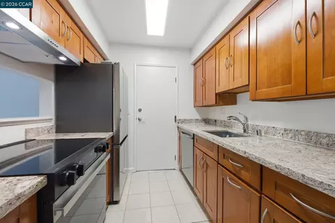 Kitchen - 1069 Mohr Ln #C, Concord, CA 94518 photo 1 of 3
