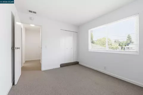 Bedroom - 1069 Mohr Ln #C, Concord, CA 94518 photo 2 of 4