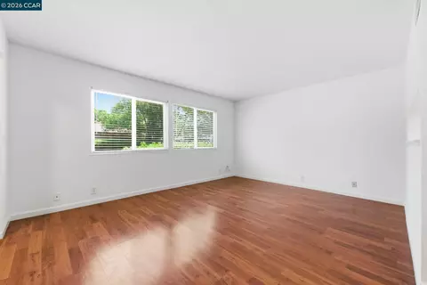 Living - 1069 Mohr Ln #C, Concord, CA 94518 photo 3 of 4