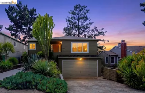 7307 Sunkist Dr, Oakland, CA 94605