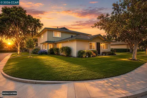 34732 Skylark Dr, Union City, CA 94587