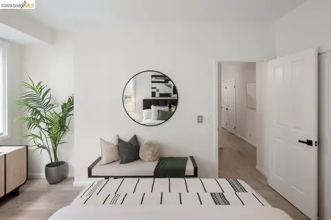 Bedroom - 2029 Channing Way #3D, Berkeley, CA 94704 photo 6 of 10