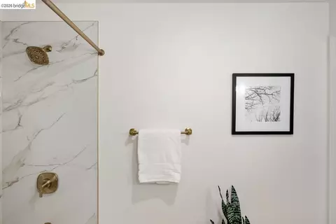 Bath - 2029 Channing Way #3D, Berkeley, CA 94704 photo 4 of 5