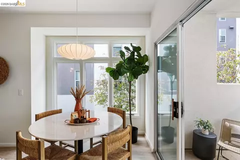 Dining - 2029 Channing Way #3D, Berkeley, CA 94704 photo 6 of 8