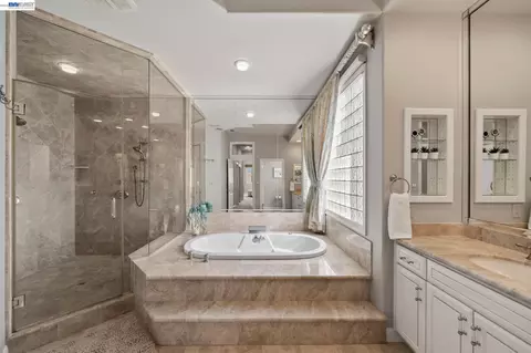 Bath - 27 Eagle Ridge Ln, Danville, CA 94506 photo 1 of 8