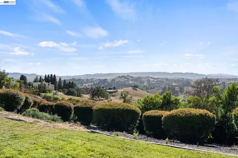 Other - 27 Eagle Ridge Ln, Danville, CA 94506 photo 11 of 12