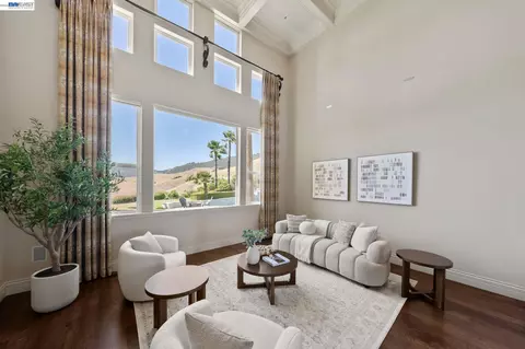 Living - 27 Eagle Ridge Ln, Danville, CA 94506 photo 2 of 4