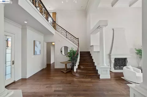 Entry Way - 27 Eagle Ridge Ln, Danville, CA 94506 photo 2 of 4