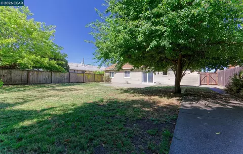 Exterior - 508 Vervais Ave, Vallejo, CA 94591 photo 4 of 4