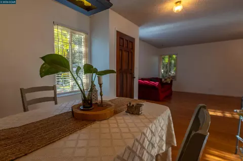 Dining - 2983 Simas Ave, Pinole, CA 94564 photo 1 of 1