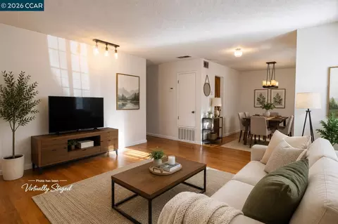 Living - 2983 Simas Ave, Pinole, CA 94564 photo 1 of 2