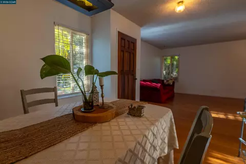 Dining - 2983 Simas Ave, Pinole, CA 94564 photo 1 of 1