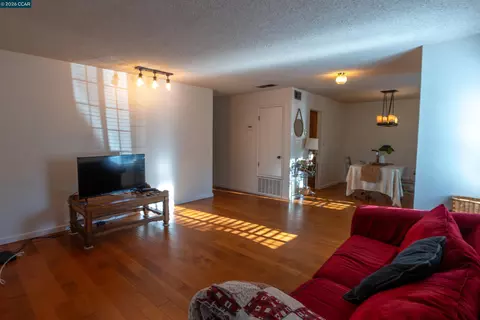 Living - 2983 Simas Ave, Pinole, CA 94564 photo 2 of 2
