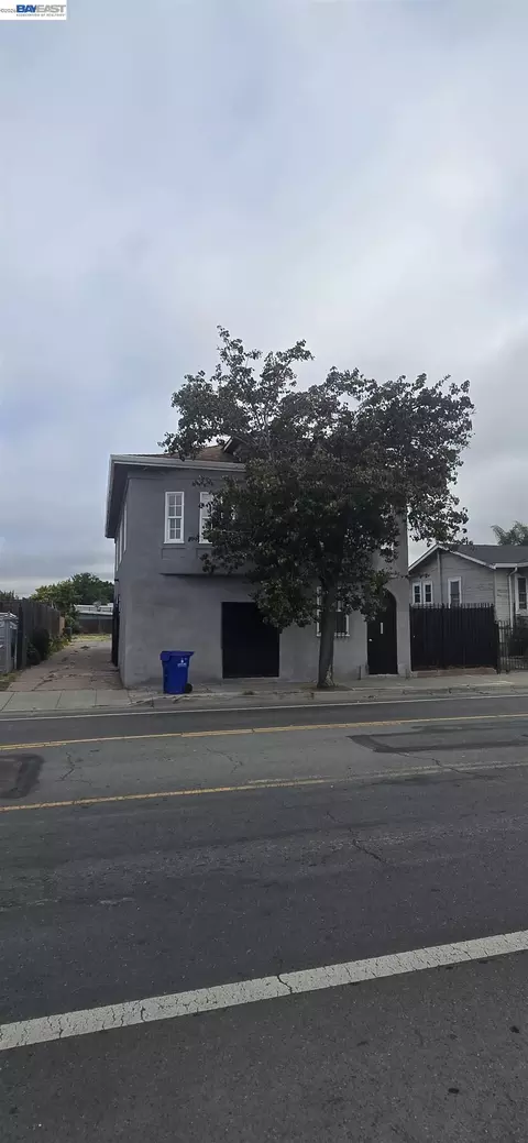 Undisclosed, Oakland, CA 94603