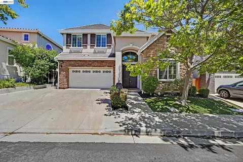 4855 Piper Glen Ter, Dublin, CA 94568