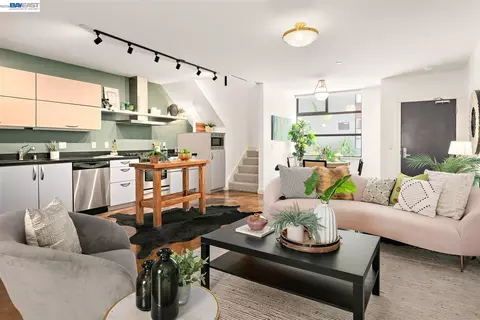 6501 San Pablo Ave #208, Oakland, CA 94608